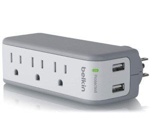 شارژر دیواری و چند راهی برق بلکین مدل Outlet Mini Surge Protector with USB Ports BST300bg