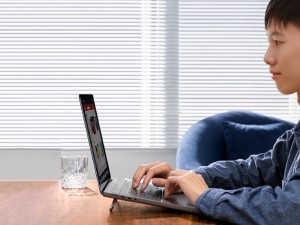 استند لپ تاپ بیسوس مدل Slim Laptop Kickstand LUZC000013