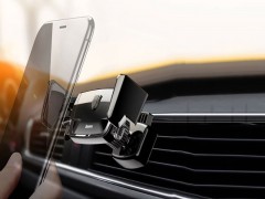 پایه نگهدارنده گوشی موبایل بیسوس مدل Robot Air Vent Car Mount