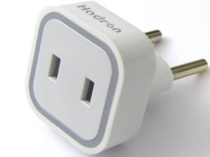 مبدل و محافظ برق هادرون مدل HTH-A08 Surge Protector And Adaptor