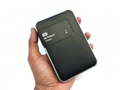 هارد اکسترنال وسترن دیجیتال مدل My Passport Wireless با ظرفیت 1 ترابایت