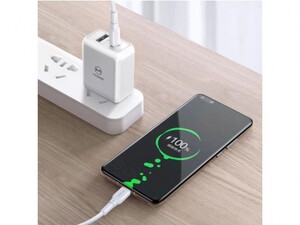 کابل سوپر فست شارژ تایپ‎سی 1.2 متری مک‌دودو MCDODO 100W Super Charge Type-C to Type-C Data Charging Cable CA-8120