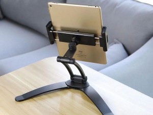 پایه نگهدارنده رومیزی و رو دیواری تبلت و گوشی موبایل راک مدل Universal Adjustable Desktop Stand