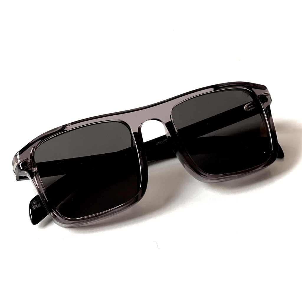 عینک آفتابی مدل Um-1881-Gry