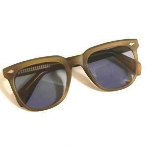 عینک آفتابی پلاریزه با دسته سیمی مدل 6203-Olv