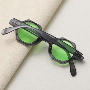 عینک آفتابی مدل Hellen-KO3B30 -Gry