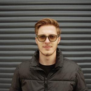 عینک آفتابی پلاریزه آلبرت وگ مدل Sz-8108-C3-Grn Acetate