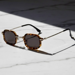 عینک آفتابی مدل Irn-S-2341-Leo عینک آفتابی زنانه, عینک آفتابی مردانه,