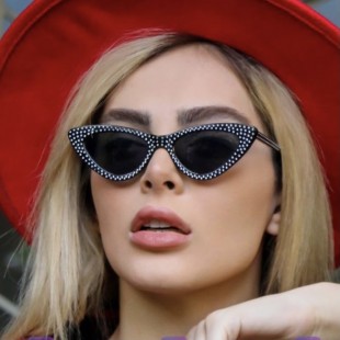 عینک گربه‌ای Cat-Ngn