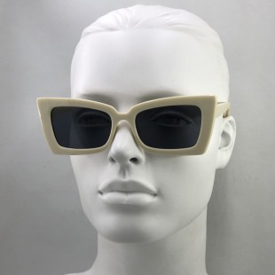 عینک مدل Tron-Bge