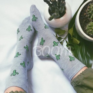 جوراب‌ ساق‌دار طرح کاکتوس طوسی