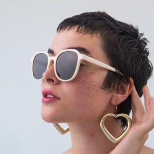 عینک آفتابی کرم رنگ مدل Z.3314-Bge