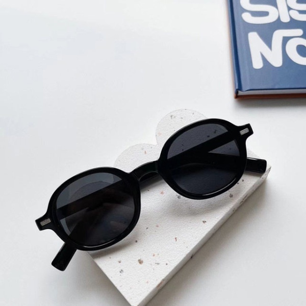 عینک آفتابی مدل Y03-3664-Blc