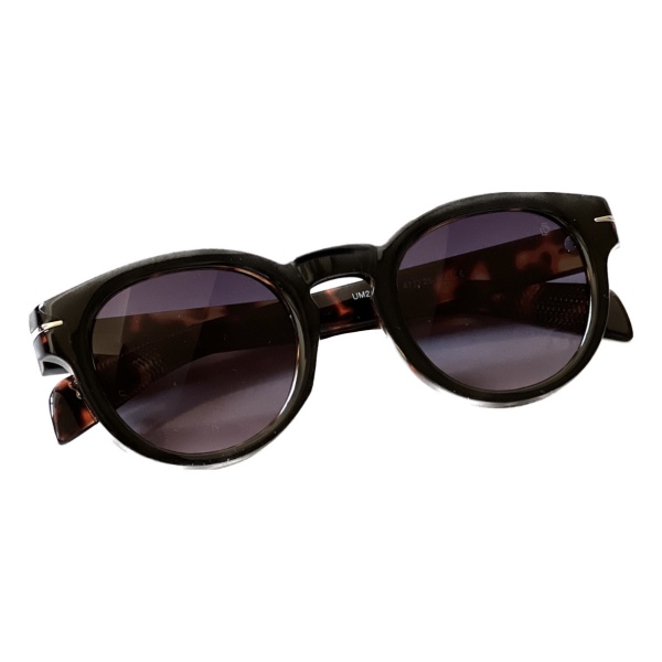 عینک آفتابی مدل Um-2434-Leo-02