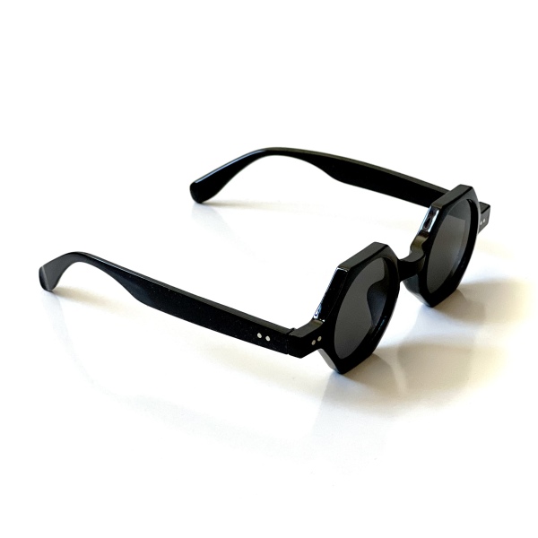 عینک آفتابی مدل Hellen-Blc