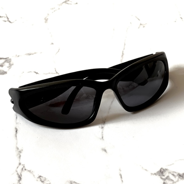 عینک آفتابی مدل Y2k-Blc