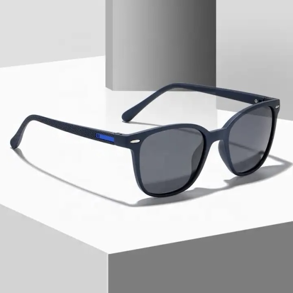عینک آفتابی پلاریزه سرمه‌ای رنگ مدل Oga-20106-Blu