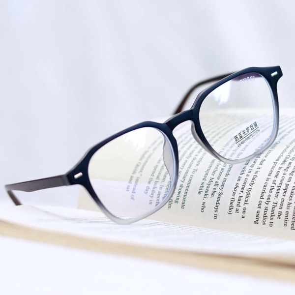 فریم عینک طبی با عدسی بلوکات مدل Tr-75232-Blc-Gry