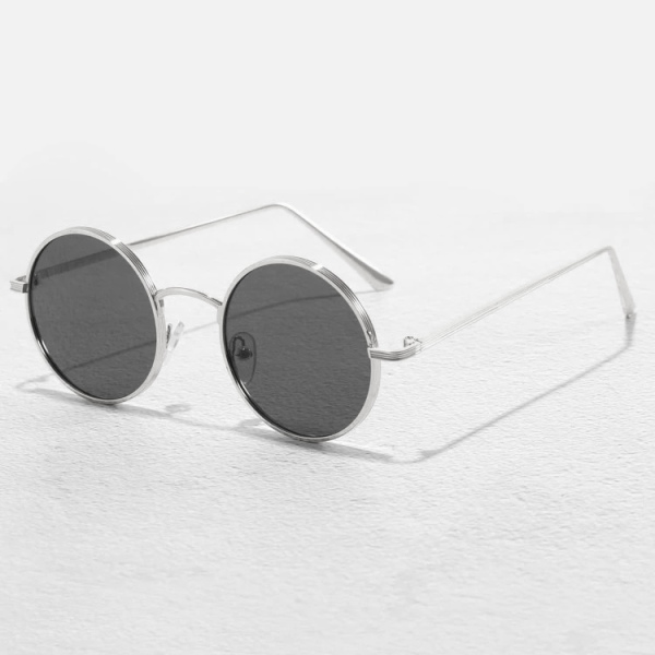 عینک آفتابی با فریم نقره‌ای مدل Irn-5219-Wht