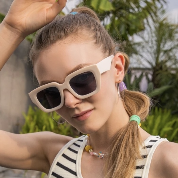 عینک آفتابی مدل 3616-Bge