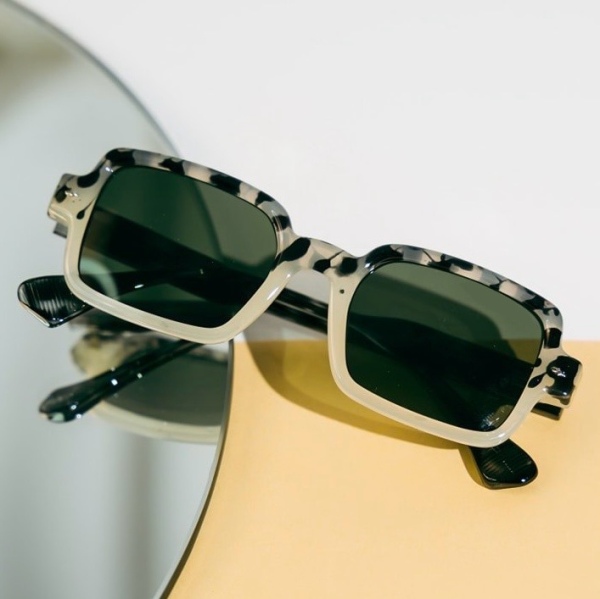 عینک آفتابی مدل 9803-Leo