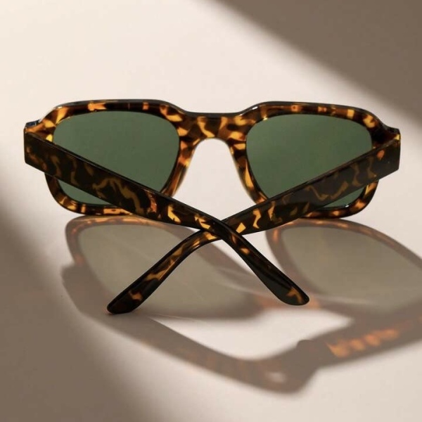 عینک آفتابی مدل 3606-C4-Leo