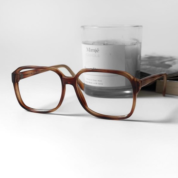 فریم عینک طبی وینتج 01