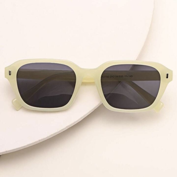 عینک آفتابی مدل 3740-Ylo