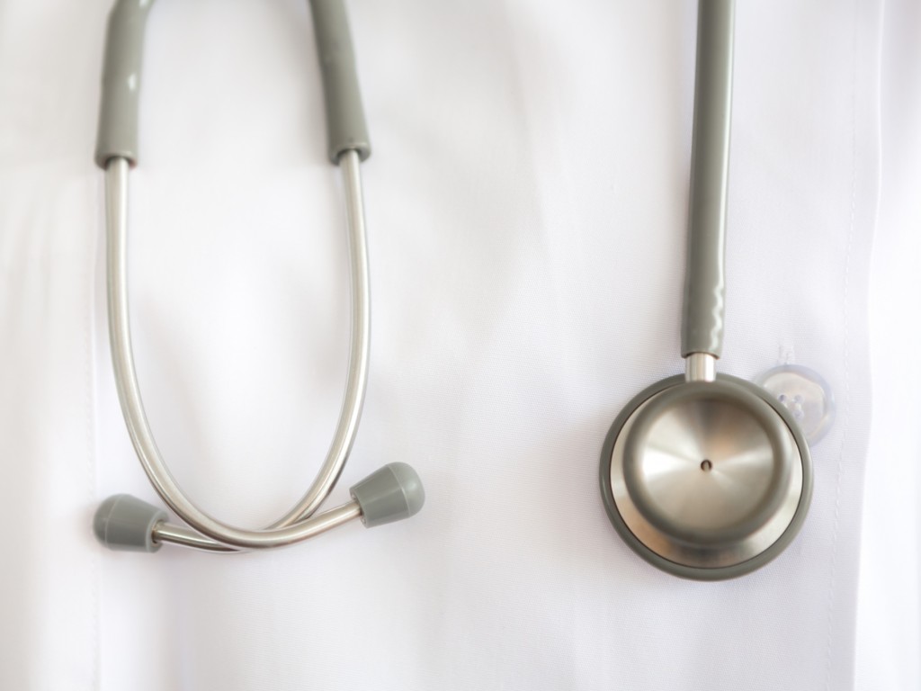 اقتصاد سلامت در منزل: چگونه تجهیزات مراقبتی هزینه‌های بیمارستانی خانواده را کاهش می‌دهند