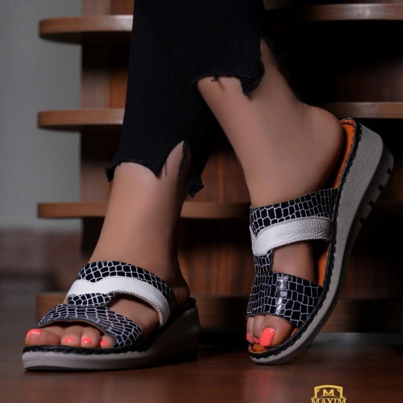 صندل طبی ماکسیم مدل درنا سفید و مشکی