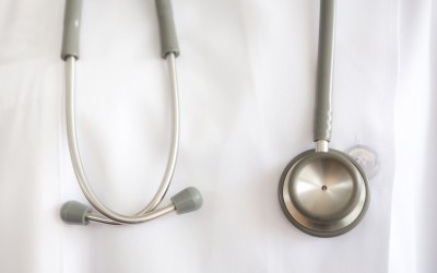 اقتصاد سلامت در منزل: چگونه تجهیزات مراقبتی هزینه‌های بیمارستانی خانواده را کاهش می‌دهند