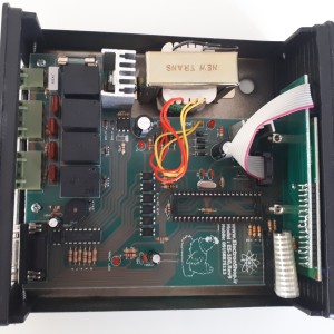 طراحی و ساخت مدارات الکترونیک مبتنی بر میکروکنترلر