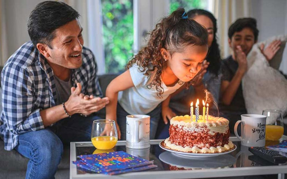 برگزاری مراسم تولد در سفرهای غیرمنتظره
