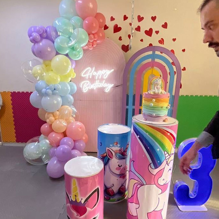 تم بادکنک آرایی  تک شاخ