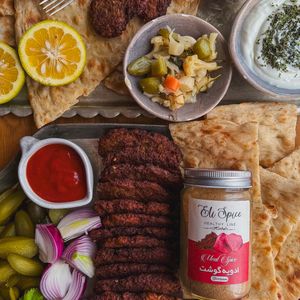 ادویه استیک و گوشت