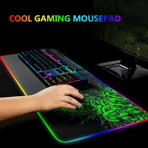 ماوس پد مخصوص بازی مدل RAZER FSD-15 RGB 70X30CM