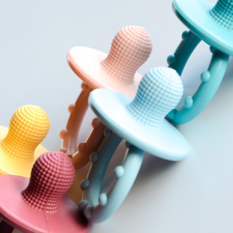 دندانگیر طرح پستانک minikoioi طرح Gumy