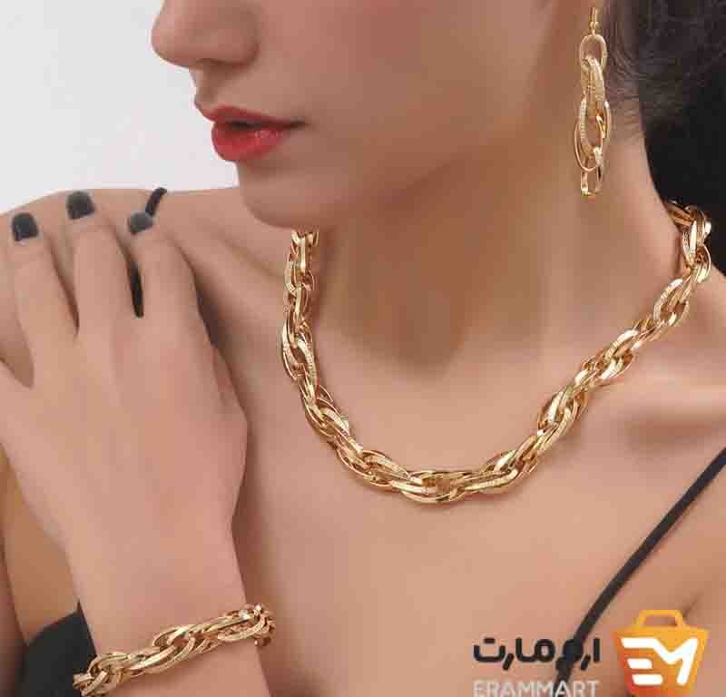 راهنمای کامل خرید بدلیجات زنانه؛ از انگشتر تا سرویس کامل