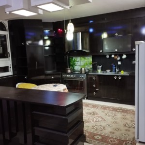 شهرک ولیعصر 110 متر دو خواب فول امکانات