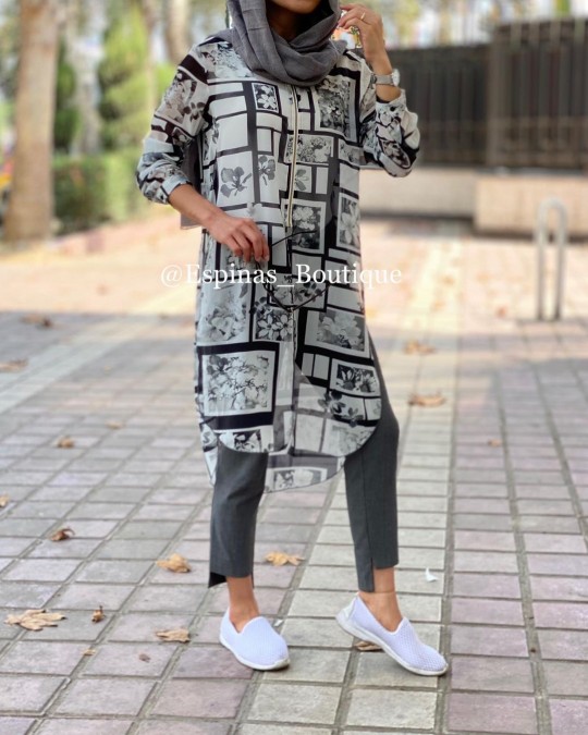 مانتو حریر طرح دارجلو نیم زیپ کد D0599