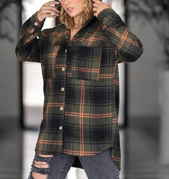 مانتو چهارخونه کلاه دار پشمی