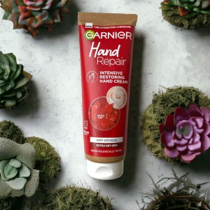 کرم دست ترمیم کننده گارنیر