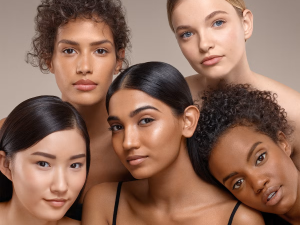 ✅ چگونه آرایش مناسب رنگ پوست خود را انتخاب کنیم؟