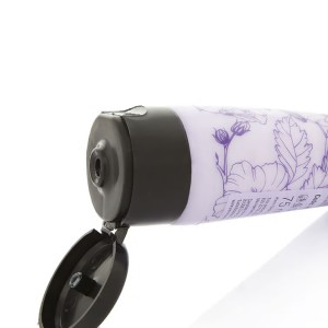 کرم دست و ناخن پیر کاردین - بهشت گمشده