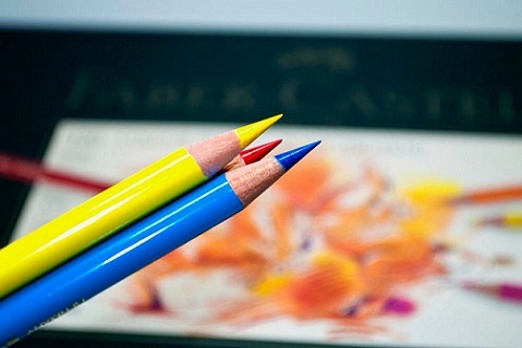 مداد رنگی پلی کروم