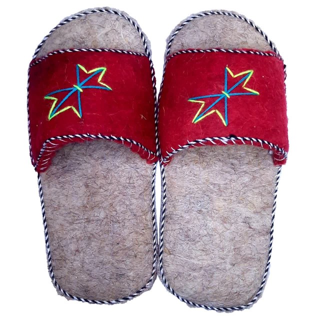 دمپایی نمدی زنانه رنگی جلو باز دور دوزی شده