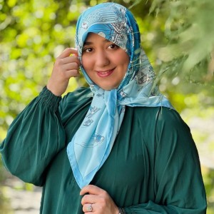 روسری ابریشم توییل وارداتی (دور دست دوز)
