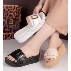 صندل زنانه کد 840