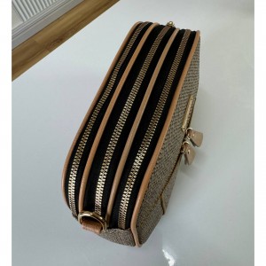 کیف پاسپورتی زنانه کد 006