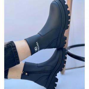 نیم بوت بالنسیگا    کد1184